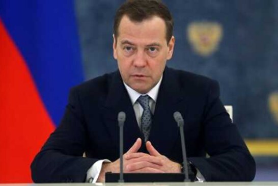 Медведев в понедельник провел встречу с Кудриным, сообщил источник