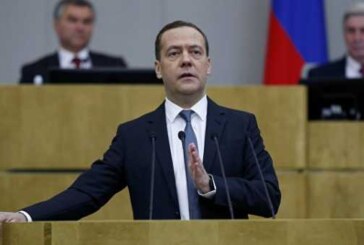 Медведев предложил проработать в законодательстве понятие самозанятых