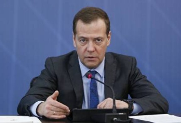 Эксперты оценили шансы Медведева стать премьером