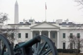 Депутат рассказал, зачем США пытаются противостоять России
