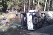 В Подмосковье автобус с сорока детьми столкнулся с легковушкой