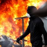 Корреспондент РИА Новости пострадала во время беспорядков в Париже