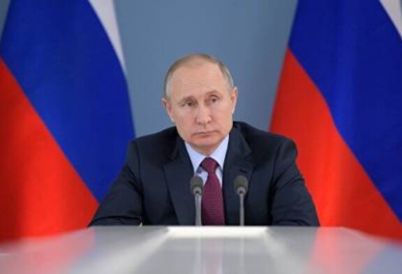 Медведев представит Путину предложения по структуре нового правительства