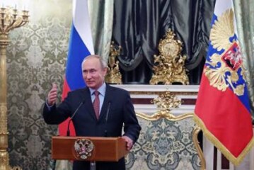 Путин поблагодарил членов правительства