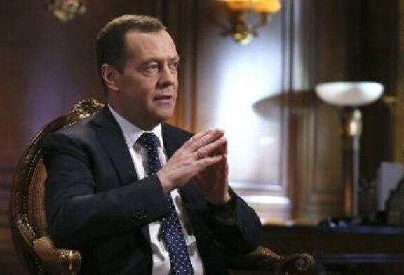 Медведев освободил Слепнева от должности замглавы аппарата правительства