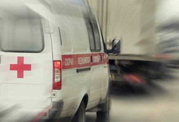 В Хабаровске столкнулись пассажирский автобус и джип