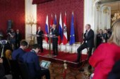 Путин проинформировал Курца о своем видении урегулирования в Донбассе