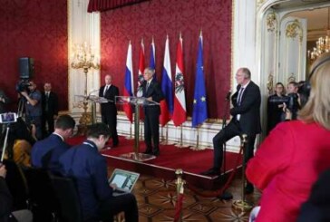 Путин проинформировал Курца о своем видении урегулирования в Донбассе