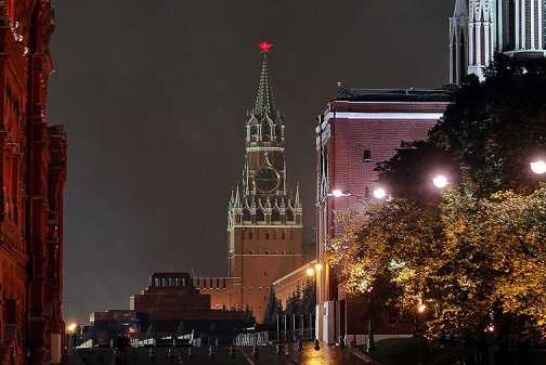 Кремль и мавзолей временно закроют для посетителей