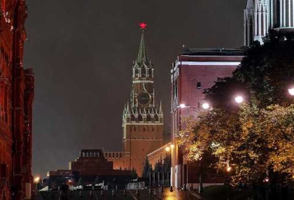 Кремль и мавзолей временно закроют для посетителей