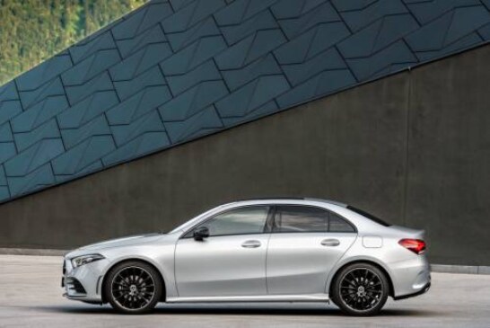 Mercedes-Benz показал новый A-класс
