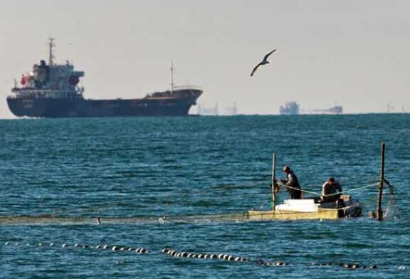 Киев в истерике: Россия заблокировала Азовское море