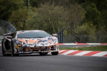 Самый быстрый Lamborghini установил новый рекорд «Нюрбургринга»