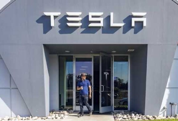 Вице-президент Tesla объявил об уходе с поста