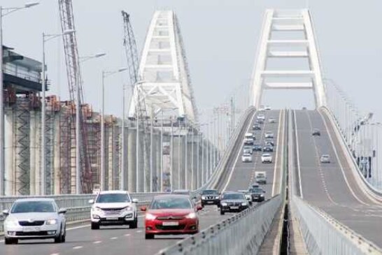 Крымский мост вернулся к работе в штатном режиме после ЧП