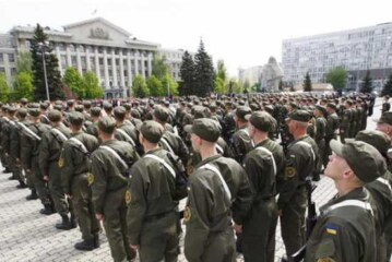 Фронт в Донбассе начал трещать по швам