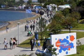 На острове Русский открылась выставка «Улица Дальнего Востока»