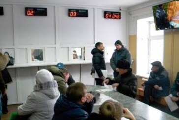 В ГИБДД Лесосибирска устроили эротический показ для всех желающих (видео)