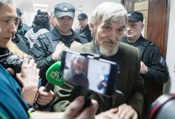 Суд начал дело о сексуальном насилии против главы карельского «Мемориала»