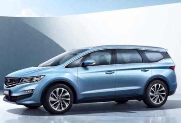 Geely представила свой первый в истории минивэн. Смотрим, что из этого получилось
