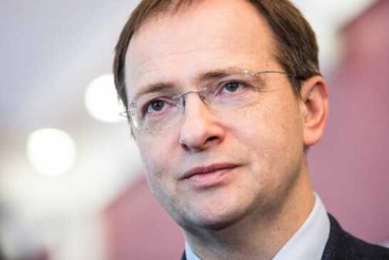 Мединский оценил идею назвать омский аэропорт в честь Летова
