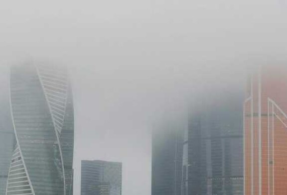Синоптики обещают в воскресенье ночью туман в Москве