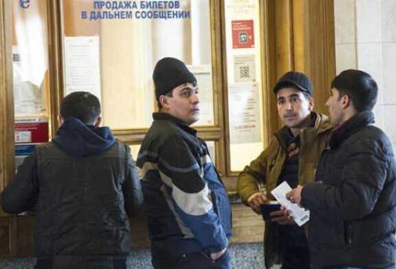 Собачий год-2018: Из России массово уезжают заробитчане