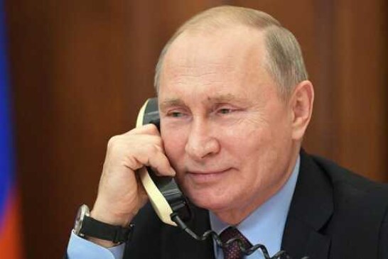 Путин пригласил семью из Башкирии прогуляться по предновогодней Москве
