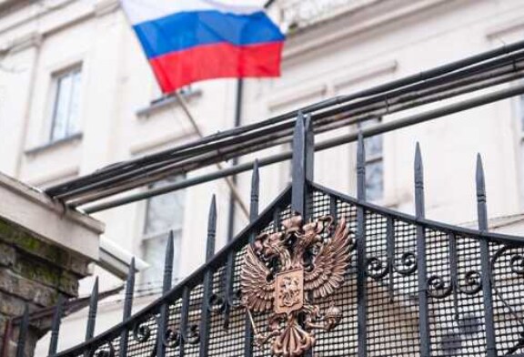 Публикация списка журналистов Sputnik в Times должна привлечь внимание ОБСЕ