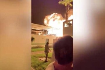 Появилось видео мощного взрыва в клубе в Перу