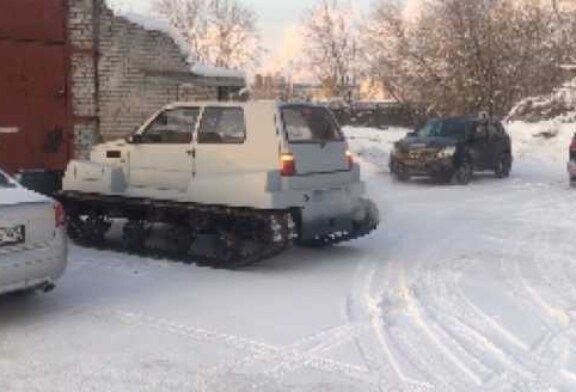 Пенсионер из Прикамья переделал «Оку» в вездеход