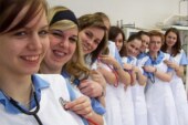 Топ странных предметов, которые люди пытались засунуть в себя: Итоги года