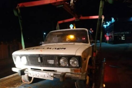 «Франкенштейн 2106» из Ставрополя: по городу гоняет «шестерка» задом наперед (видео)