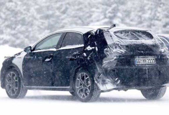 KIA отомстит VW T-Roc новым кроссовером Xceed