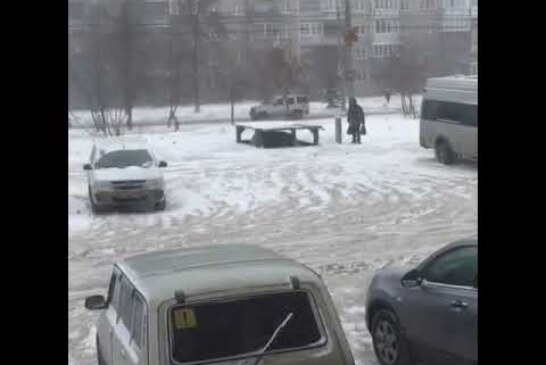 Илон Маск в шоке: в Челябинске показали чудо-лифт для парковки под землей