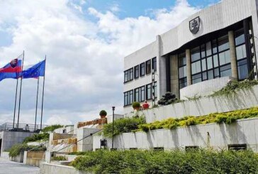 Парламент Словакии случайно запретил исполнение иностранных гимнов в стране