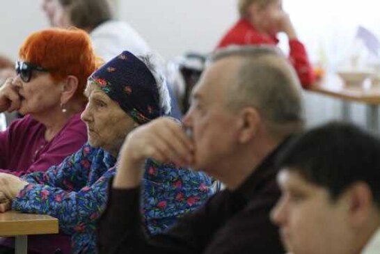 Клиенты НПФ смогут получать выплаты по старому пенсионному возрасту
