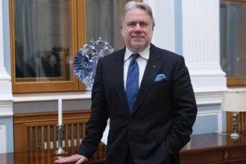 Глава МИД Греции раскритиковал санкции против России