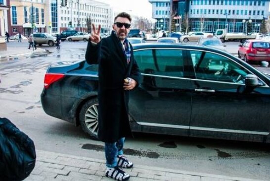 Шнур превратил исторический памятник в личный гараж для своего BMW
