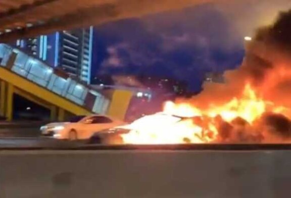 В столице взорвался загоревшийся автомобиль Tesla