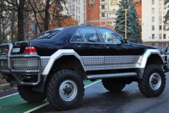 Гибрид «Шишиги» и Mercedes W140 продают за миллионы