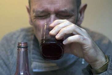 Алкоголь может разрушать печень даже непьющих людей