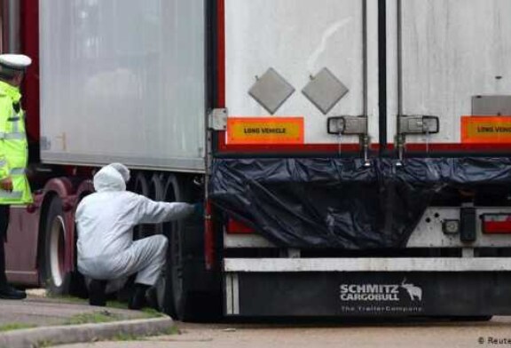 В Европе поймали грузовик смерти с замороженными в лед мигрантами