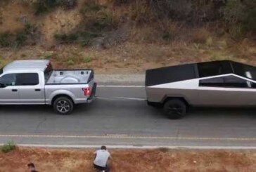 Tesla Cybertruck привязали канатом к Ford F-150 и устроили бессердечное соревнование (видео)