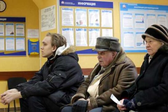 Пенсионеры дождались подарков от Мишустина — два пирожка с повидлом