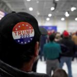Уровень одобрения Трампа сохранился на фоне импичмента