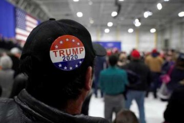 Уровень одобрения Трампа сохранился на фоне импичмента