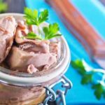 Кремлевский врач назвала полезные продукты в условиях пандемии