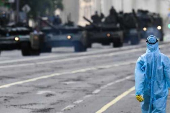 Песков рассказал о защите иностранных лидеров от COVID-19 на параде Победы