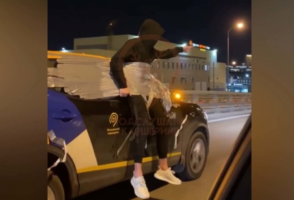Полиция в ярости: на каршеринговой машине катали примотанного скотчем человека